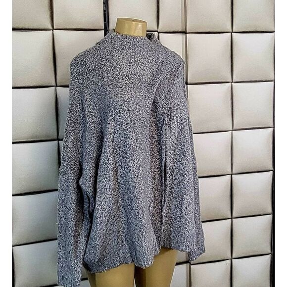 Eyeshadow Sweaters - Eyeshadow coverup  